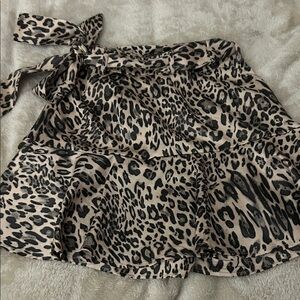 Glam Leopard Print satin skort